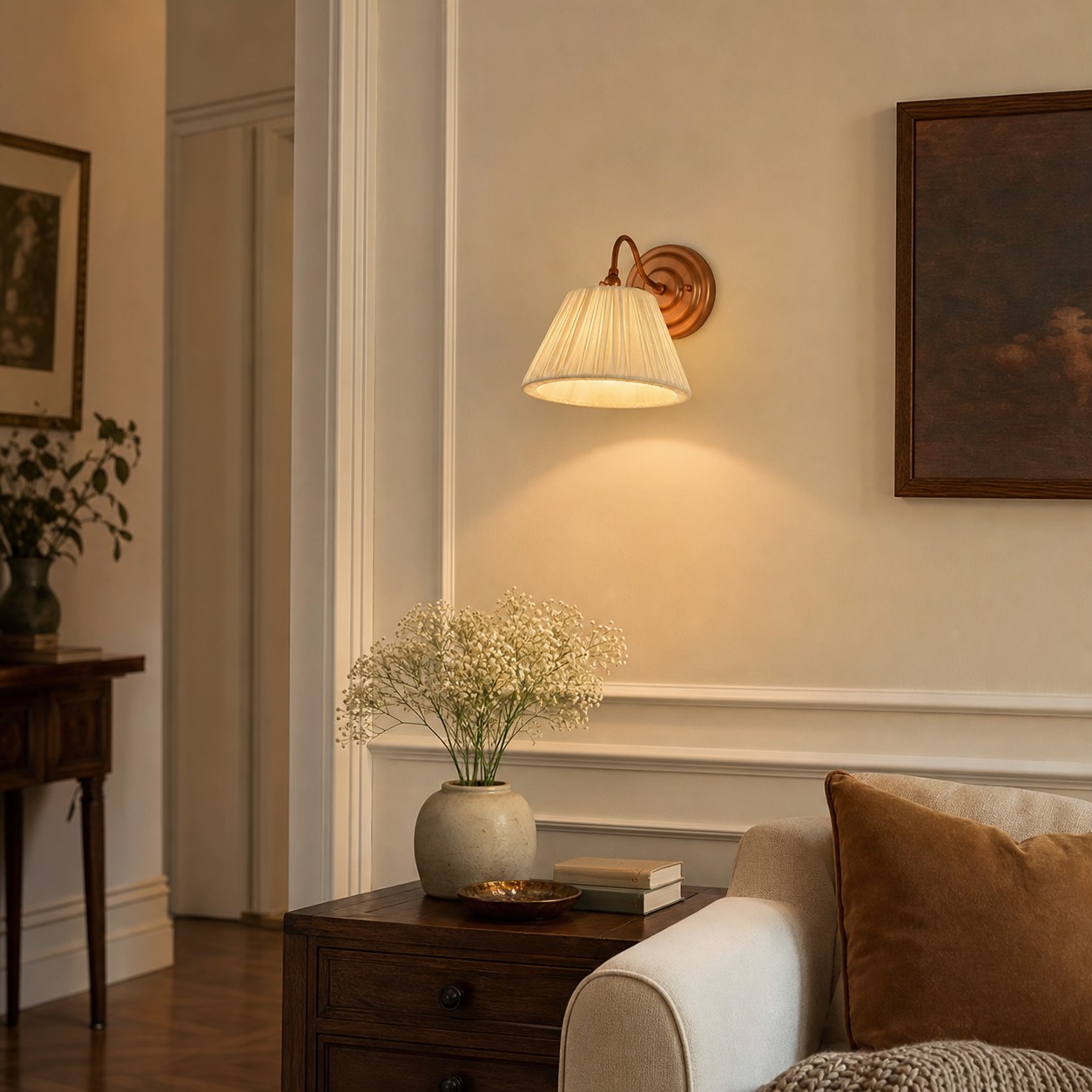 Living room wall sconce accent scene